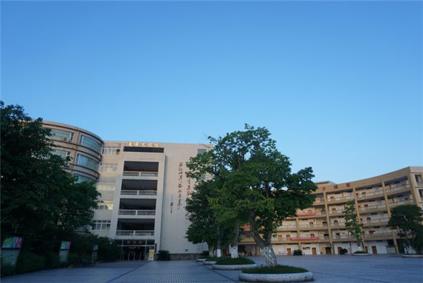 国内最新全部招收士官的大学及专业，专科录取，入伍捷径