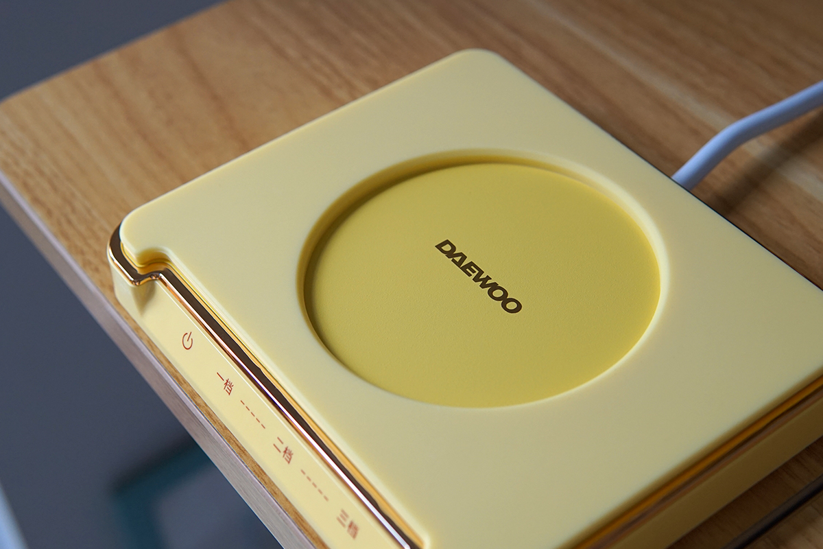 恰到好处的55℃，大宇恒温杯垫助我轻松做暖男