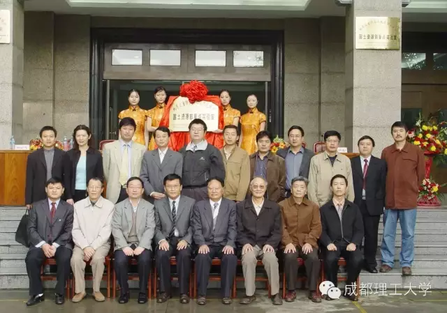 《人民日报》关注！四川省“最好”大学：创造我国无数“第一”！