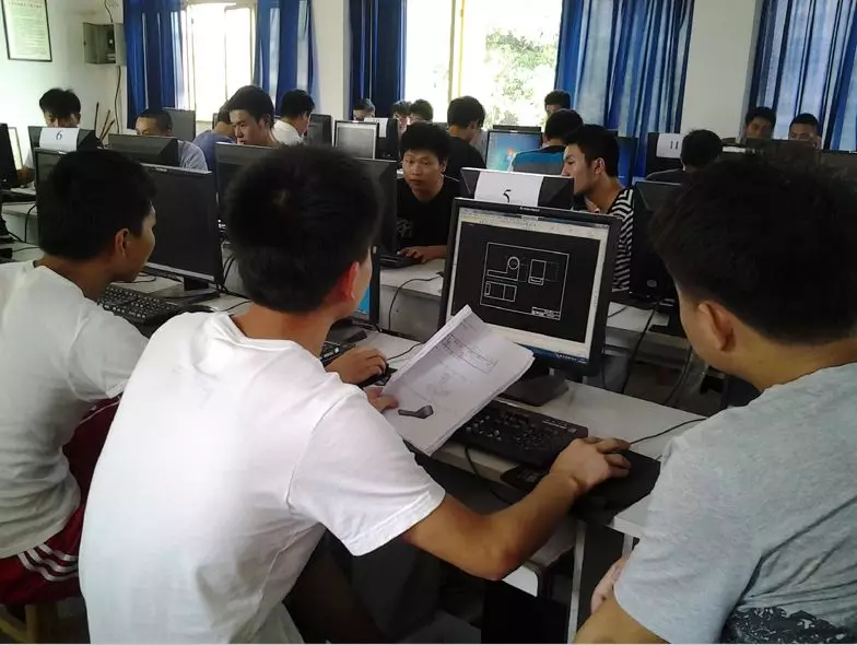 乐山有一所综合性大学，各地区县医院是实习单位，今年高职单招