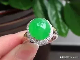 黑心商家—翡翠B货当成A货卖,满绿手镯才3000你信吗?