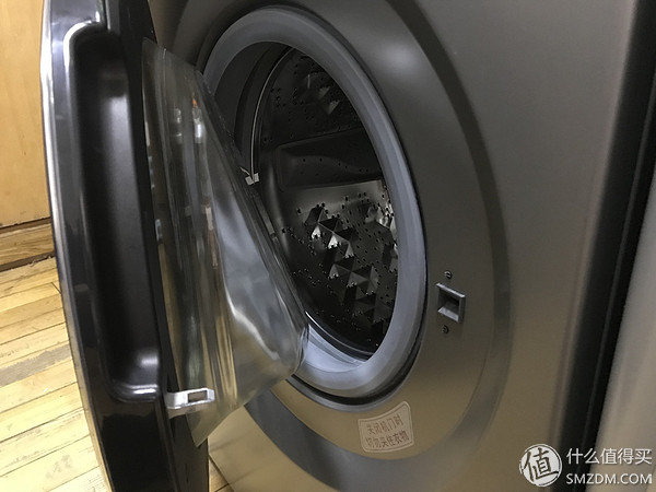 洗衣机：有容乃大 四千元10kg哪家强？松下、LG、三星对比横评