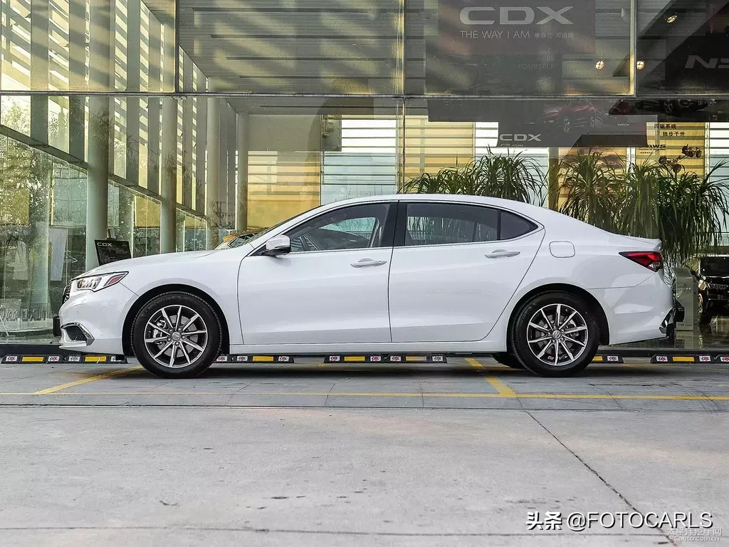 下面10位中型豪华轿车,你会怎么选?
