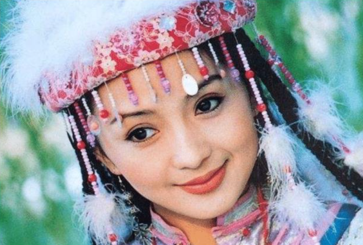 因《还珠格格》成名,两年后不幸去世,"香妃"刘丹经历了什么?