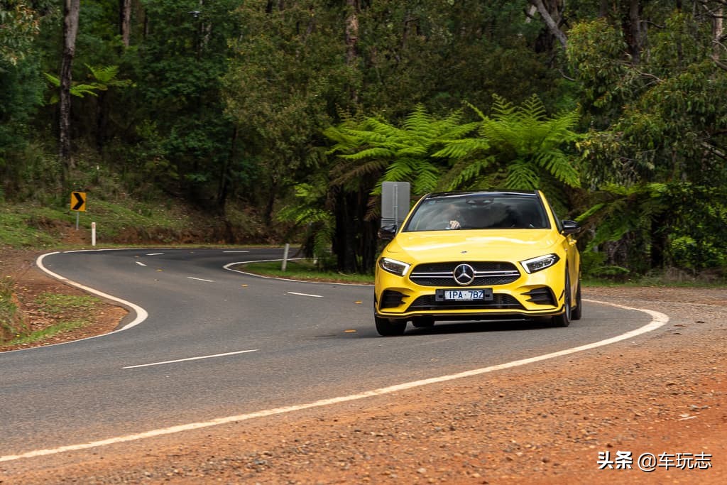 同是2.0T的两厢车之争：2020款宝马M135i对比奔驰A35 AMG