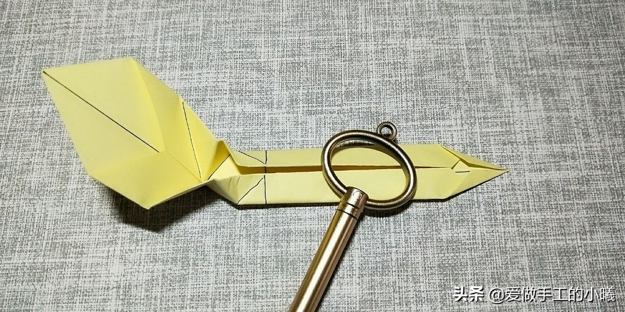 折纸教程：教你折很酷的金刚狼手指套