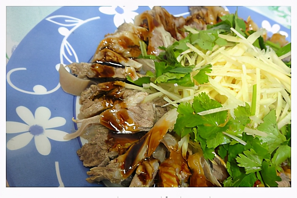 这护心肉在冬天搭配自家老姜，食这道姜丝肝连来补血最合适不过了