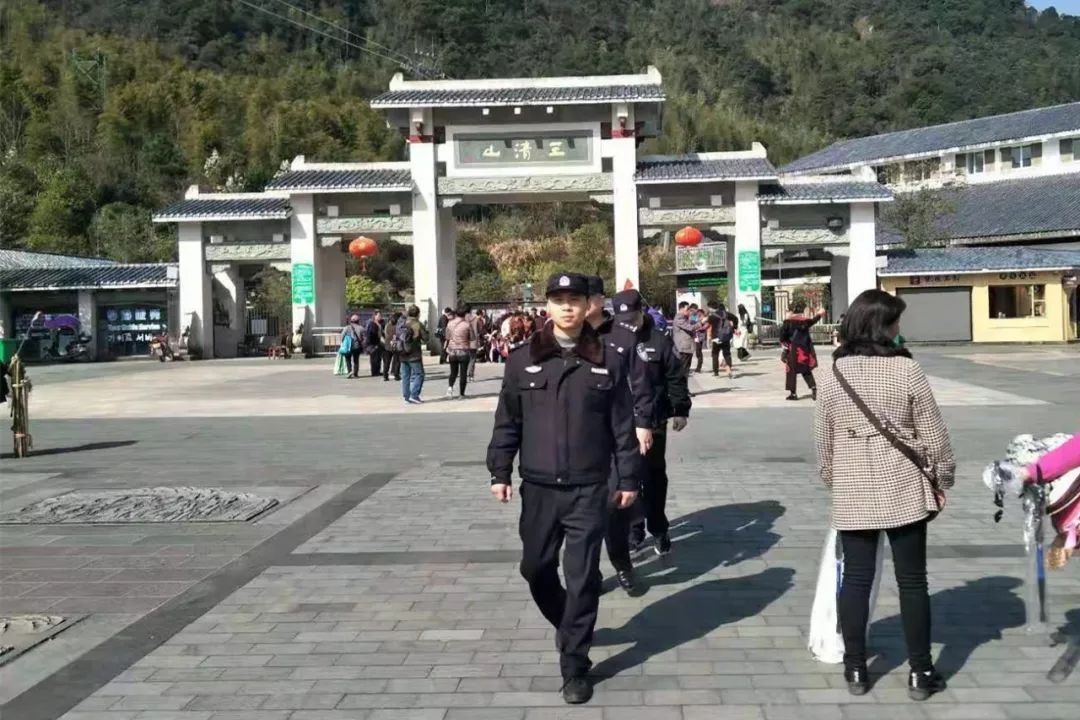 上饶15名县区公安局长交去年“工作答卷”，你给他们打几分？