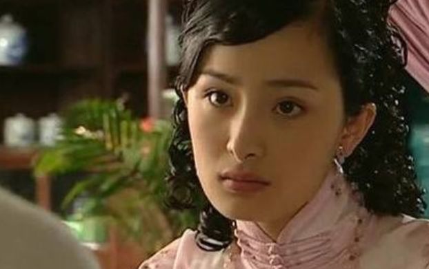 杨幂的上位史和她的绯闻男友们，黑料满满的她如何走到今天这一步