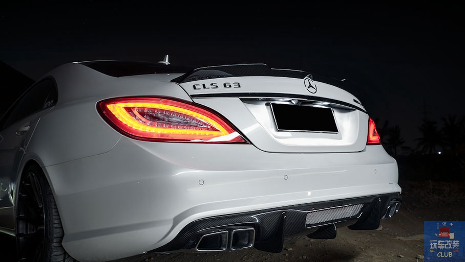 永远不要低估最美四门轿跑的硬实力！奔驰CLS63 AMG！