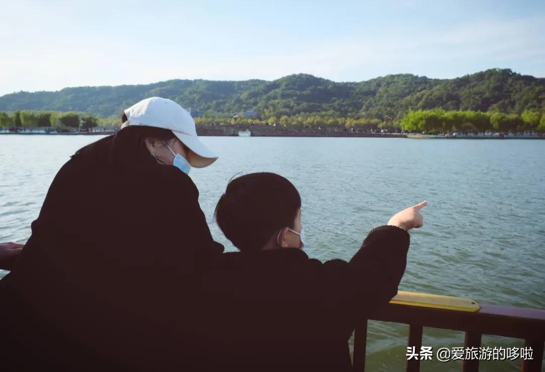 6块钱,包船游西湖