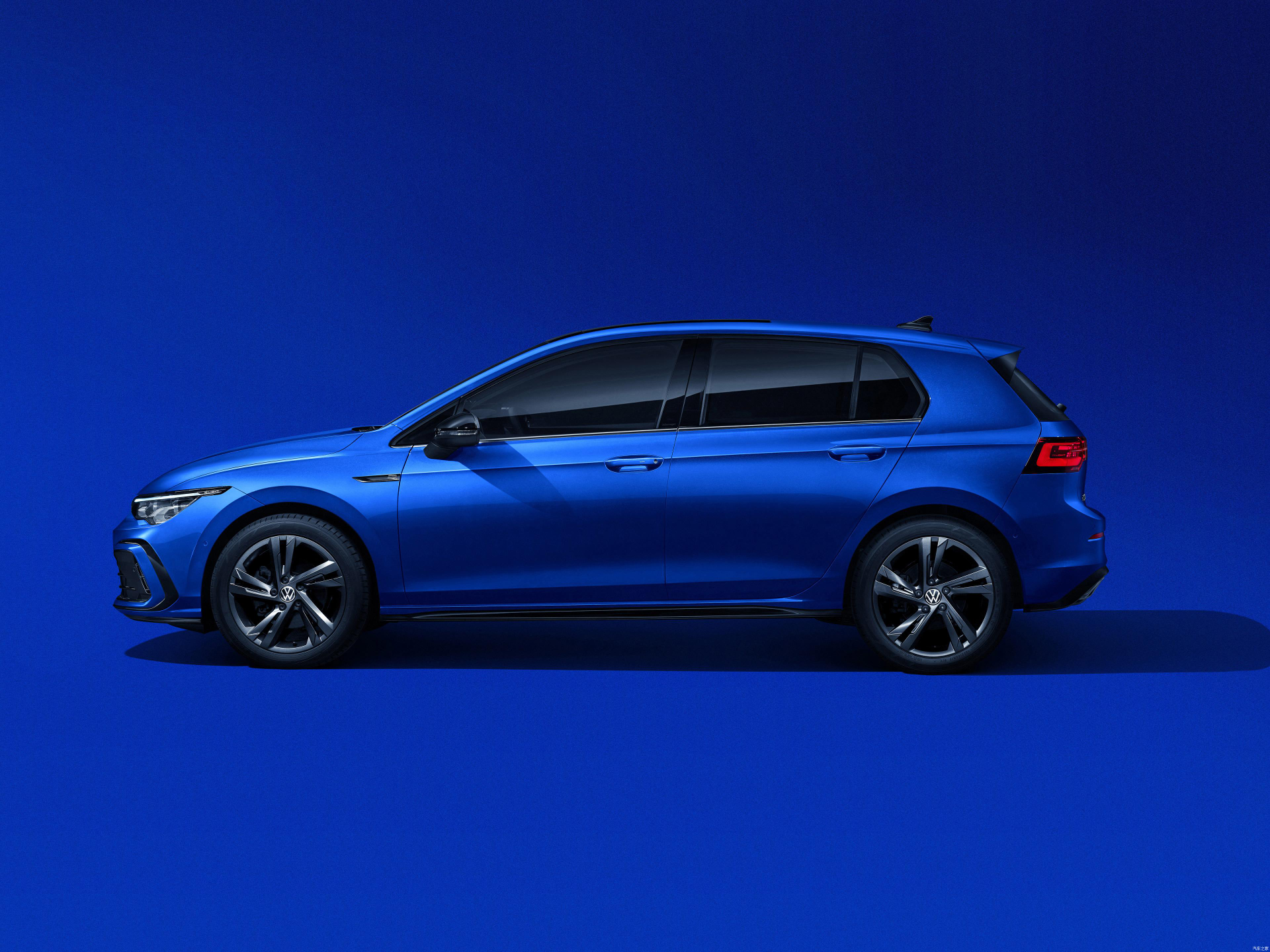 大众高尔夫,两厢车典范