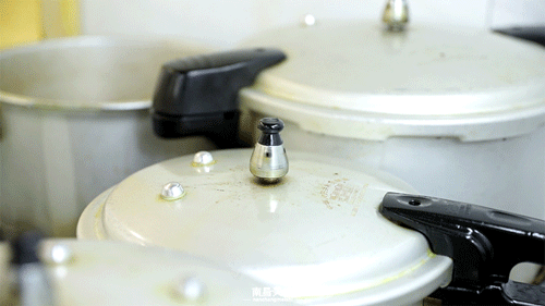 電壓力鍋燉雞,電壓力鍋燉雞肉需要多長時(shí)間好