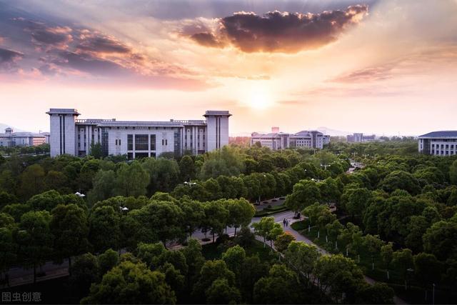 东南大学与中南大学仅一字之差，到底谁的实力更强一些？为什么？