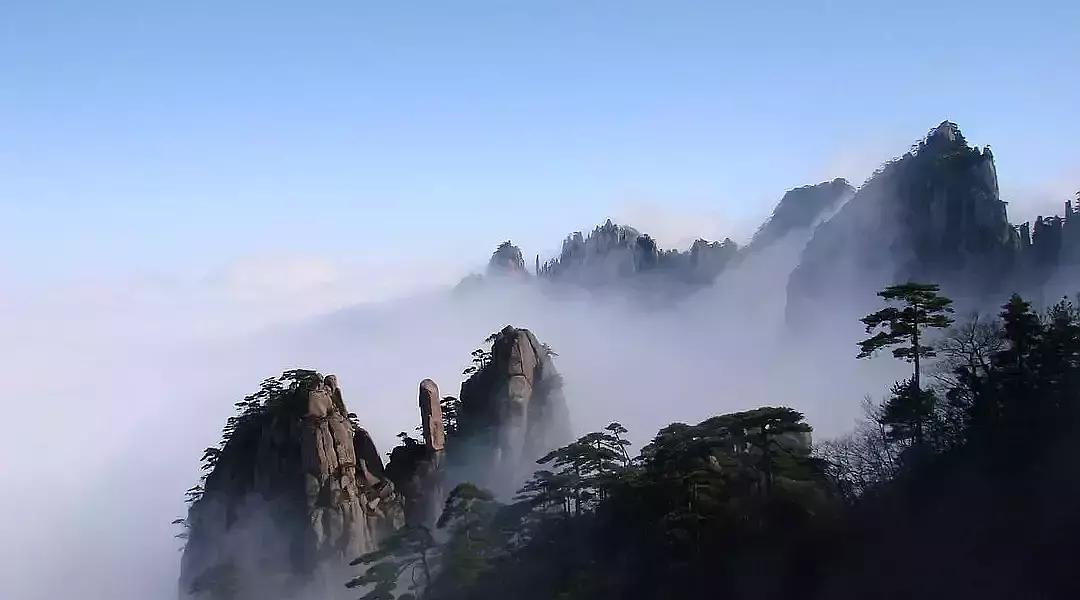 一生必去的7大名山，很多人一座都没见过，去过两座以上就太牛了