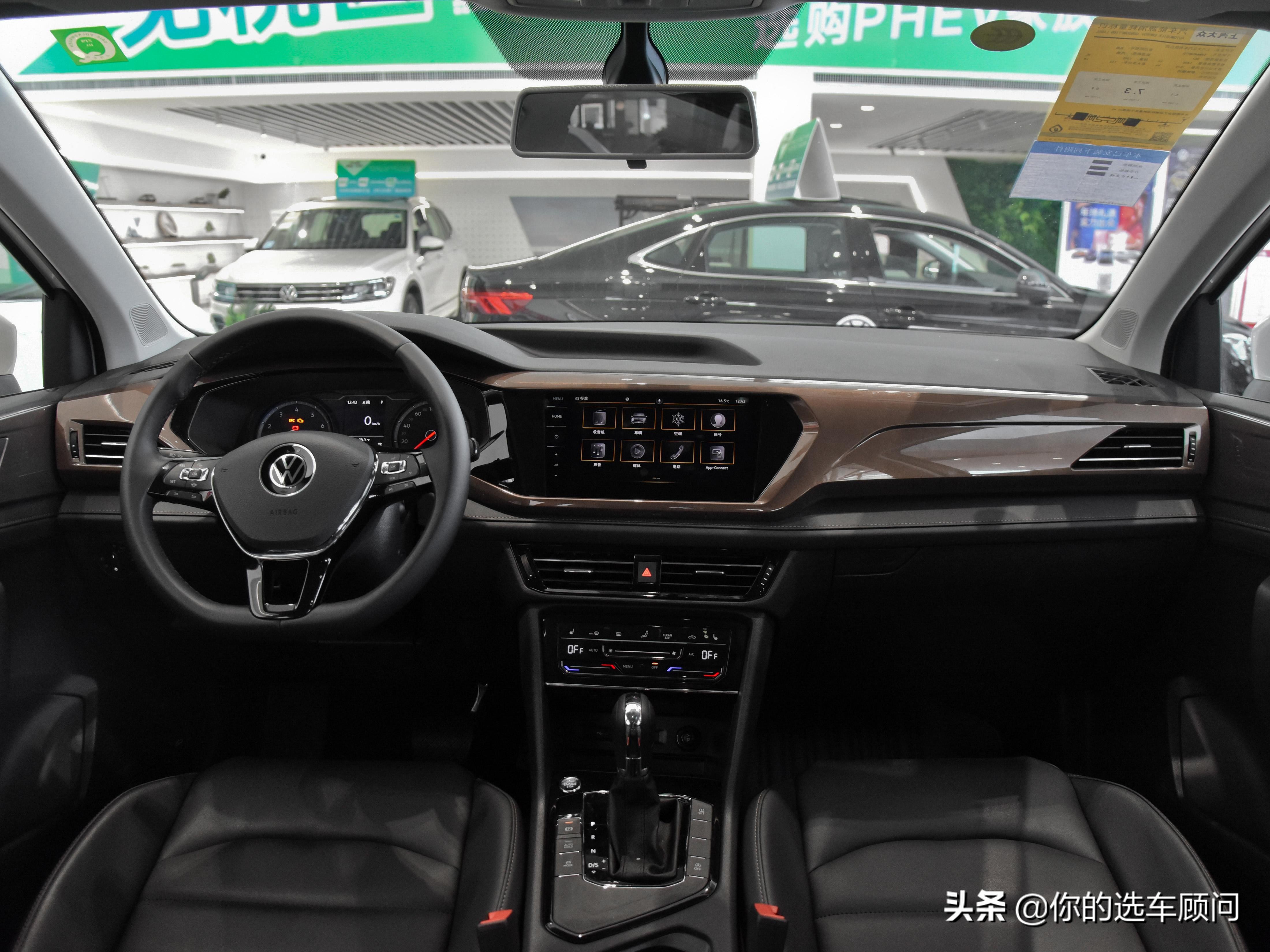 品质放心5.9L低油耗，好停车空间大的德国合资SUV，实拍大众途岳
