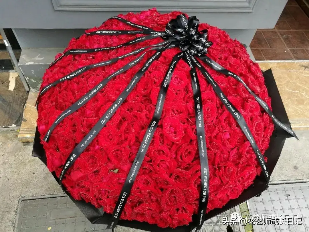 玫瑰数量的含义是什么（玫瑰花数量代表的意义）