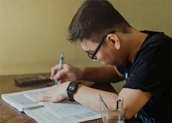 英语四六级考试倒计时，460分还需要刷分吗？小心失去考试资格