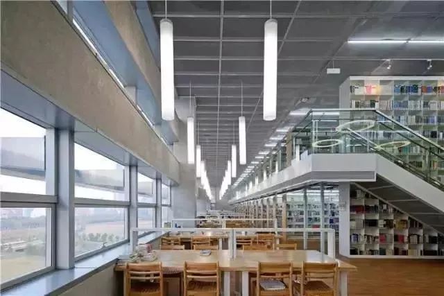 我国10大最美大学图书馆，各有特色令人神往，多图预警请欣赏
