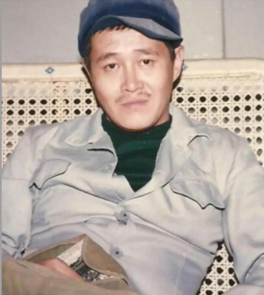 赵本山节目被叫停(赵本山"秘闻":草根出身,花2亿买飞机,巅峰之际为何