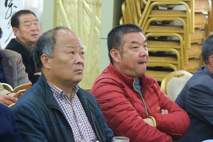 刘顺虎：远瞻红日染秋色 近看墨翁画腊梅