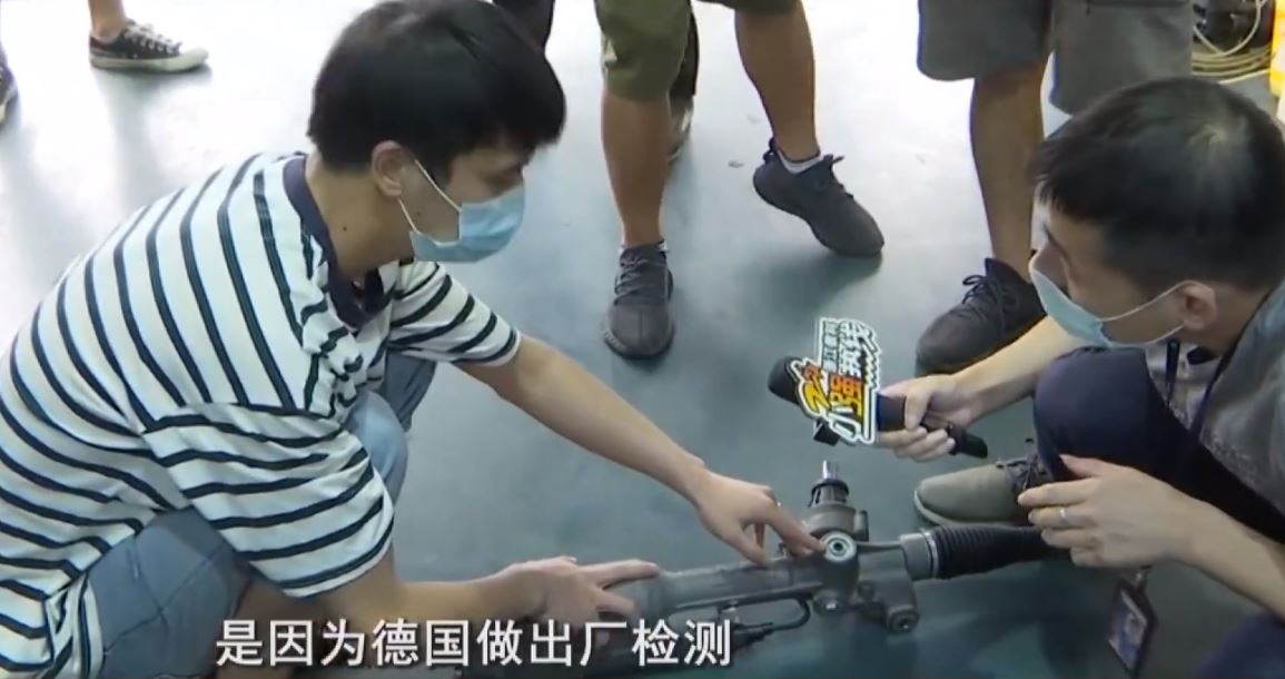 奥迪A6L涉水，保险公司主动提供原厂配件，维修厂：给你的是假货