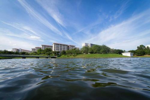 适合二本考生报考的4所医科大学，发展前景好，就业不比一本差