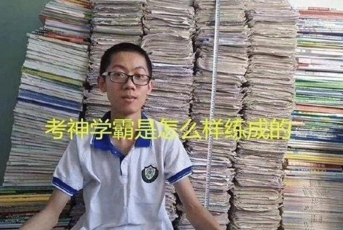 初中生“发型标准”公布，男生接受度很高，女生被新发型丑哭