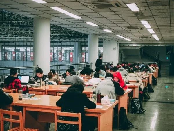 填报志愿在即！安徽这所高校一定要谨慎报考，内附10大理由！