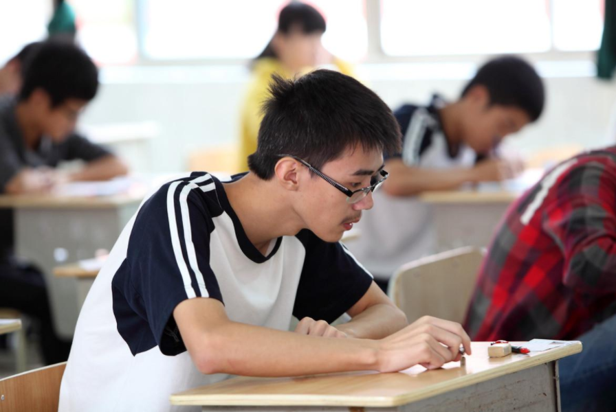 2021高考竞争更加激烈？500分上二本也困难？21届考生要重点了解