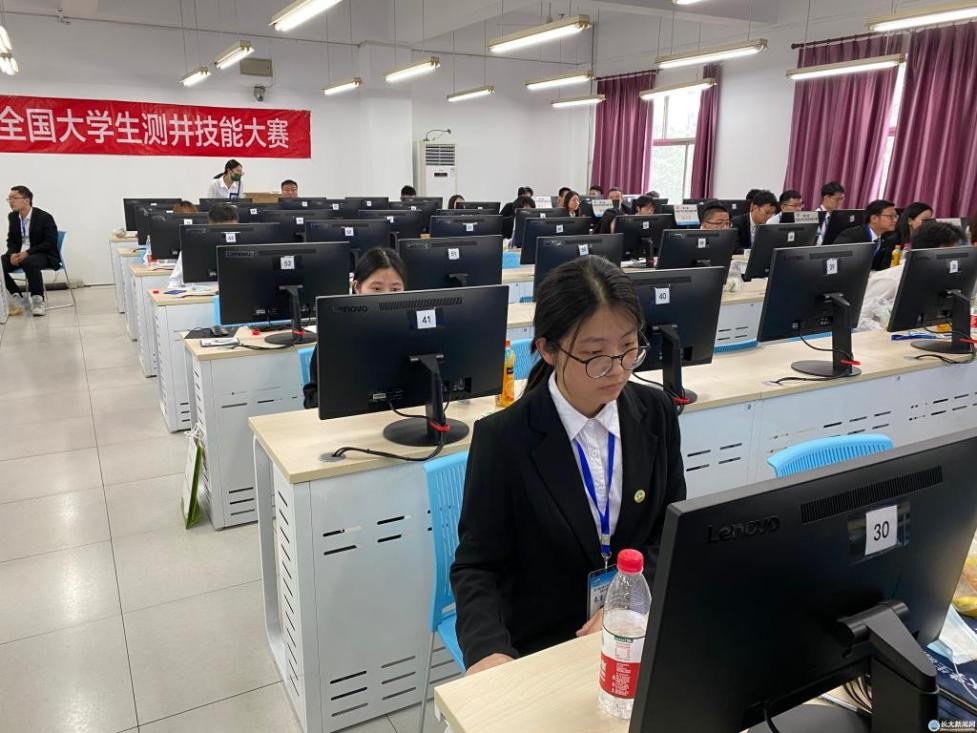 奖项“收割机”！短短一个月，湖北这所高校又捧回近40项大奖