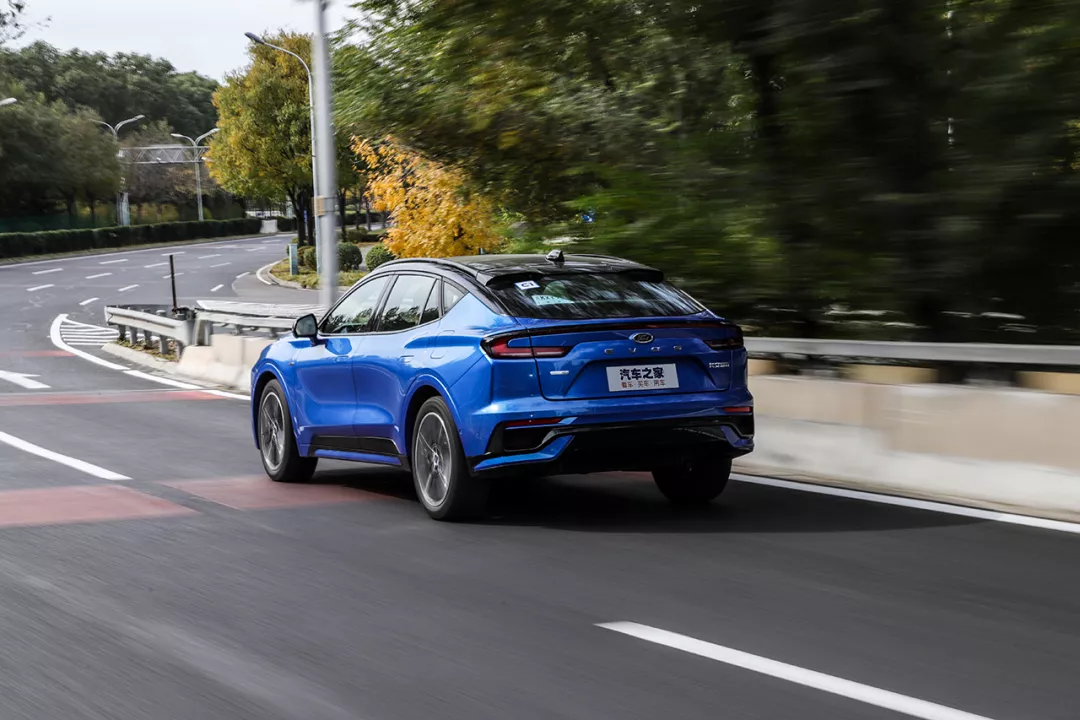 238马力+8AT！颜值不输宝马X4，这辆SUV福特EVOS本月上市