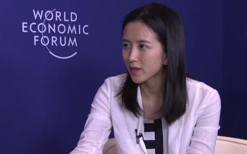 烂摊子留给美团王兴，用摩拜套现15亿完美退场，胡玮炜有多精明？