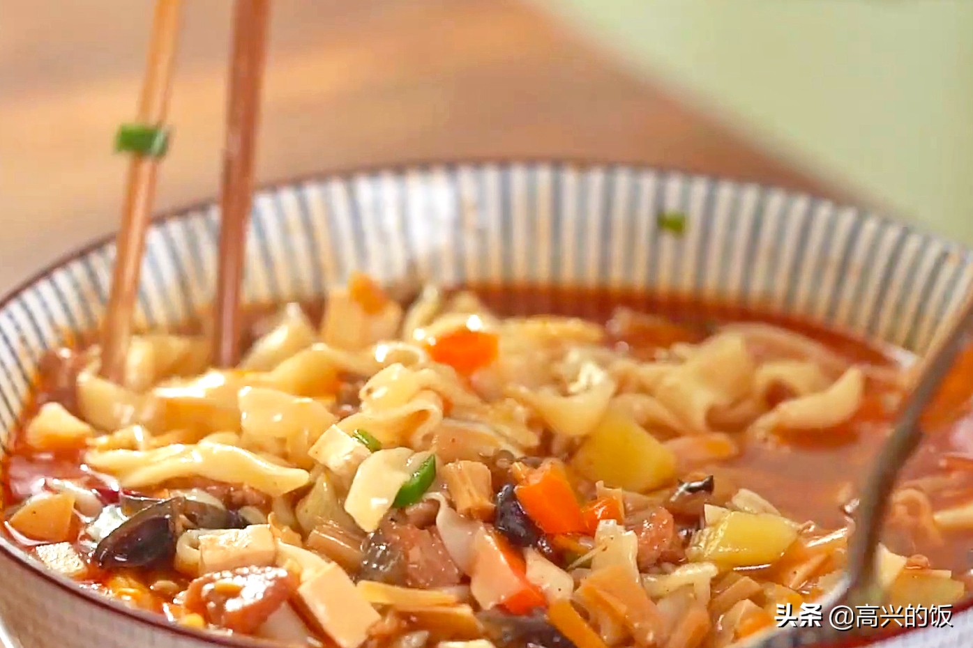 绍子面的绍子怎么炒（臊子面是陕西特色面食）