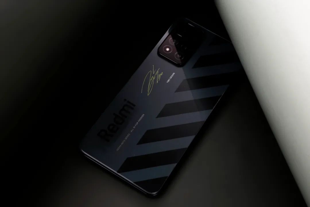 潮流，跃然而出——品鉴Redmi Note 11 Pro+潮流限定版