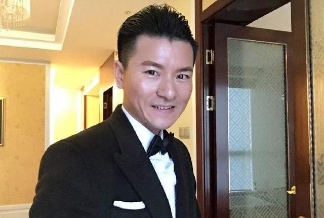 山寨版刘德华：靠模仿签约央视，排场大过正牌，出场费吓人