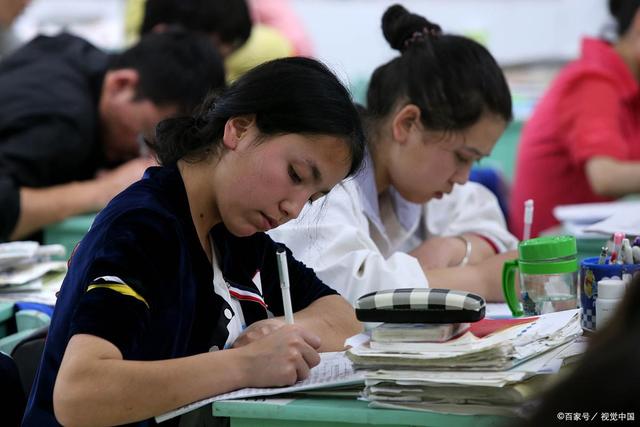 河南有4类考生参加高考，共125万人，教育部及教育厅都传出好消息