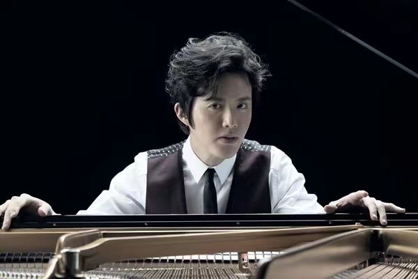 从“钢琴王子”到“销声匿迹”，李云迪都经历了什么？
