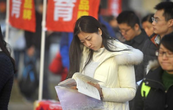 公务员考试培训班猫腻多，有些老师明知道结果，但并不会说出详情