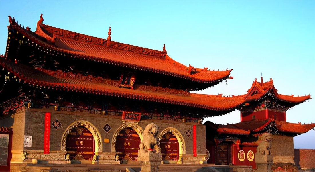 中国第一古刹白马寺：始建于东汉，是中国佛教的祖庭和释源