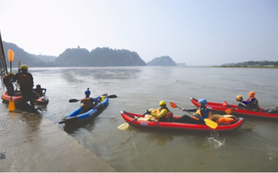 36年前，漂流长江第一人尧茂书遇难，被发现时只剩倒扣的橡皮筏