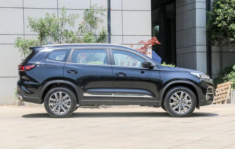 12万落地买SUV，这三款空间大配置高，皮实耐造油耗低