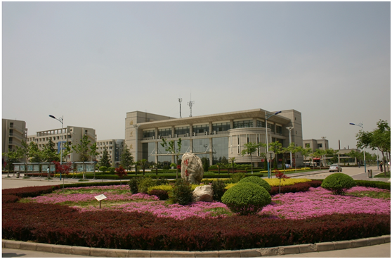 原来，世界唯一的汽车综合试验场，竟藏身于陕西这所大学！