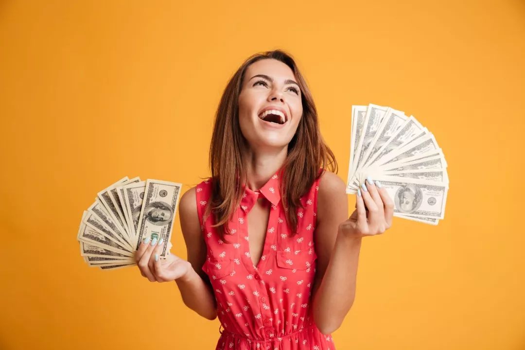 眼皮为啥会莫名其妙跳动呢？当心：眼皮跳动可能是身体发出的警告