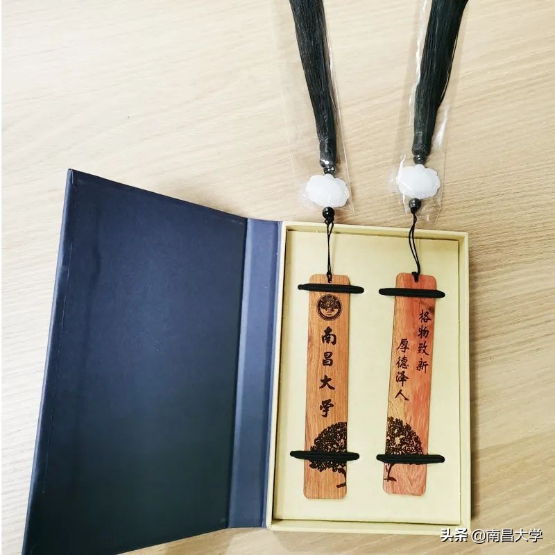 南昌大学校庆文创来了！你会是那“百年一遇”的大锦鲤吗？