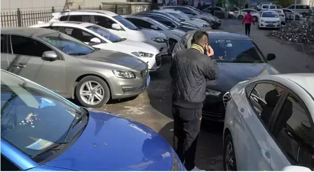 交管12123手机APP“一键挪车”功能介绍</p><p>　　平安春运 交警同行