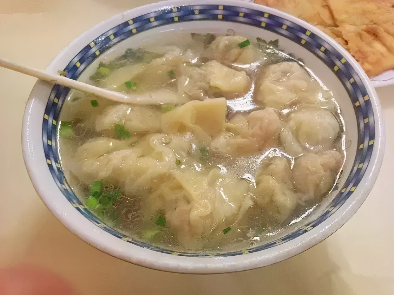 武汉特色美食有哪些（武汉十大著名特色小吃攻略）