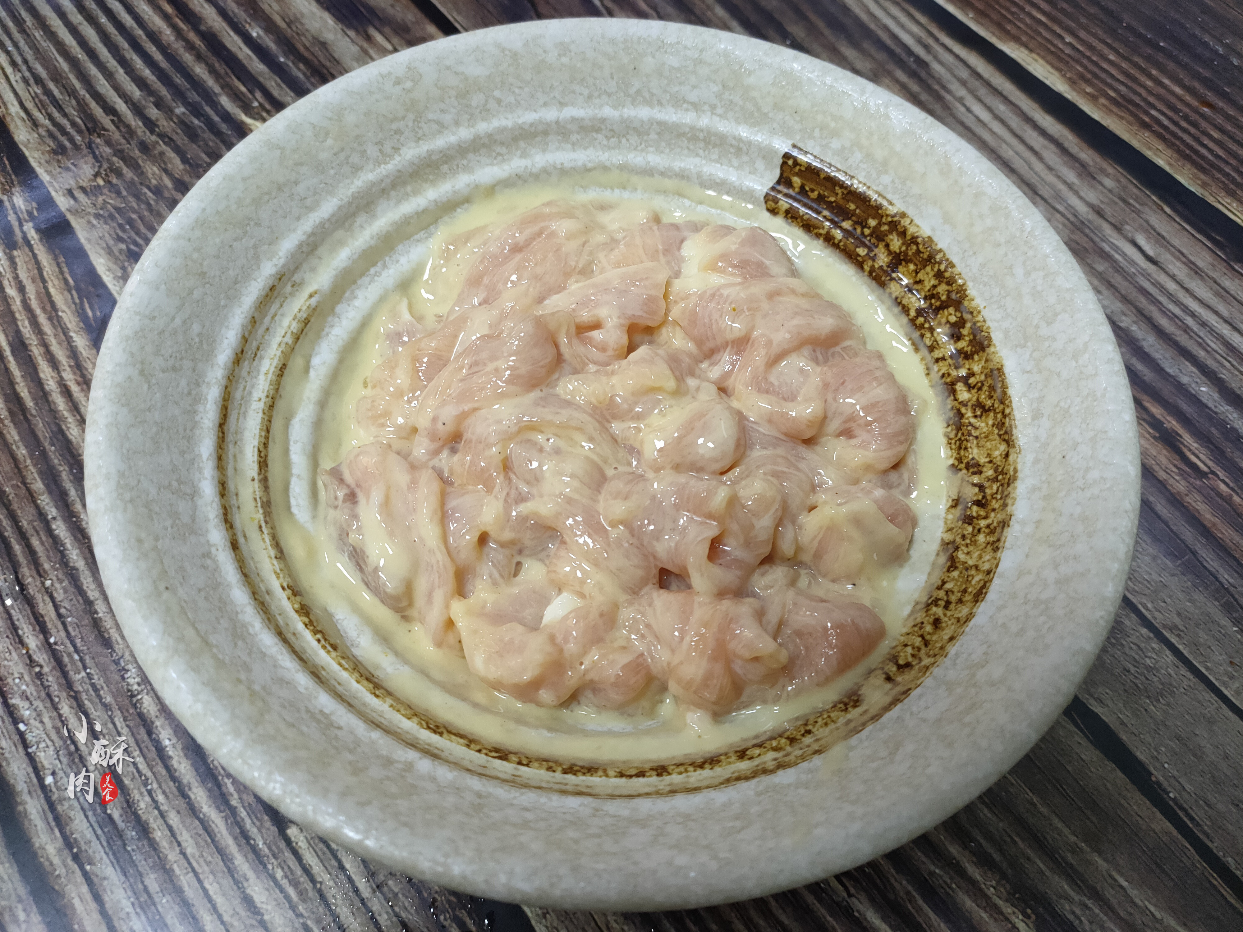 小苏打和食用碱有啥不一样？很多人不懂怎么用，看完后别再用错了