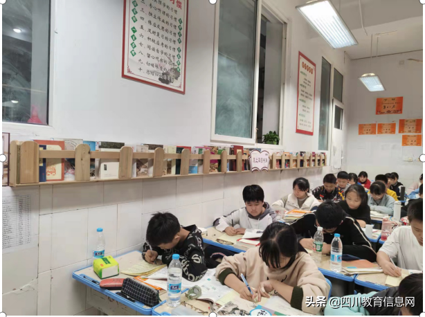 遂宁高级实验学校初中部语文课外阅读活动