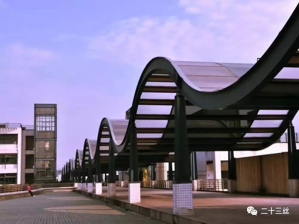 百无一用是校歌